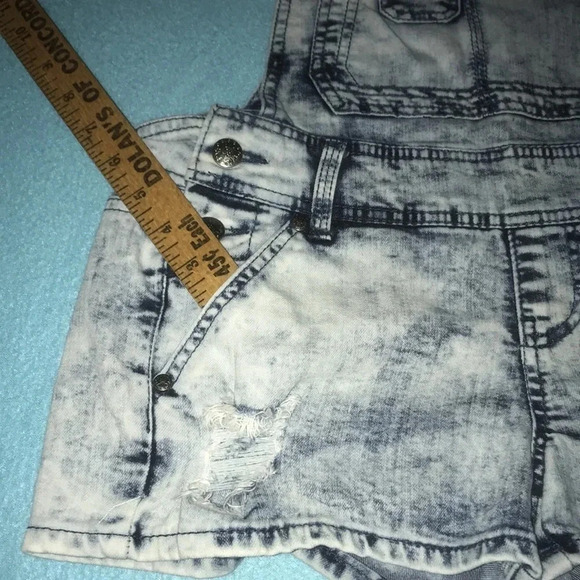 BLUE SPICE overall distressed shorts Y2K size 5 - Picture 8 of 10
